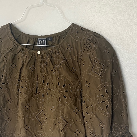 GAP Women's Olive Eyelet Blouse Green Small - Picture 1 of 8